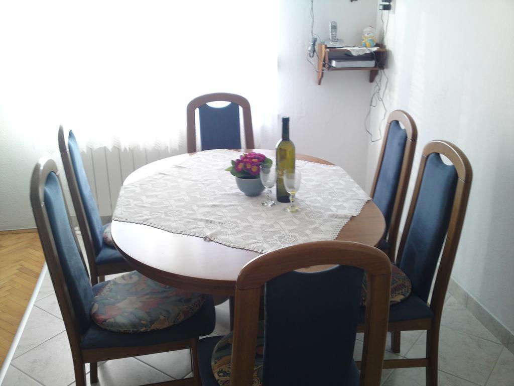 Apartment Varelija Брибир Номер фото