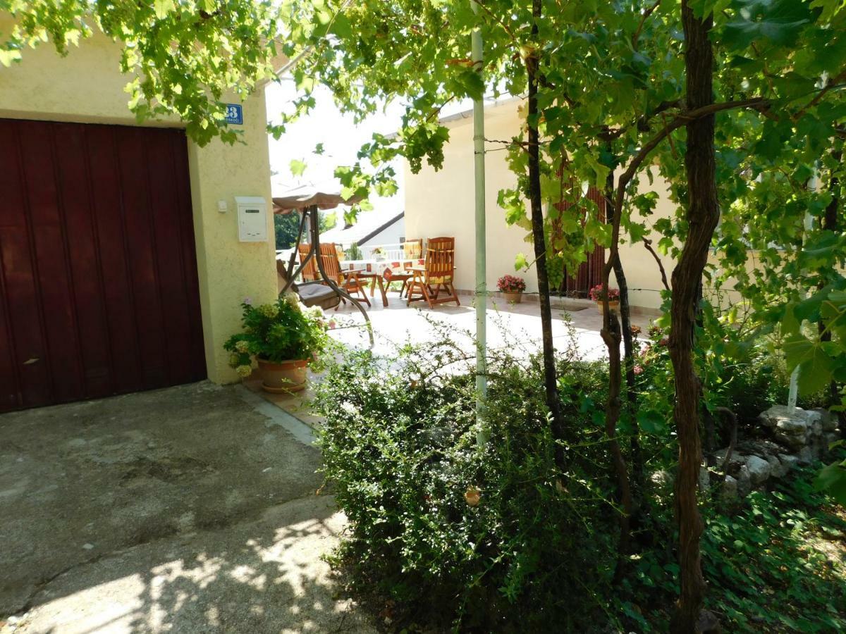 Apartment Varelija Брибир Экстерьер фото